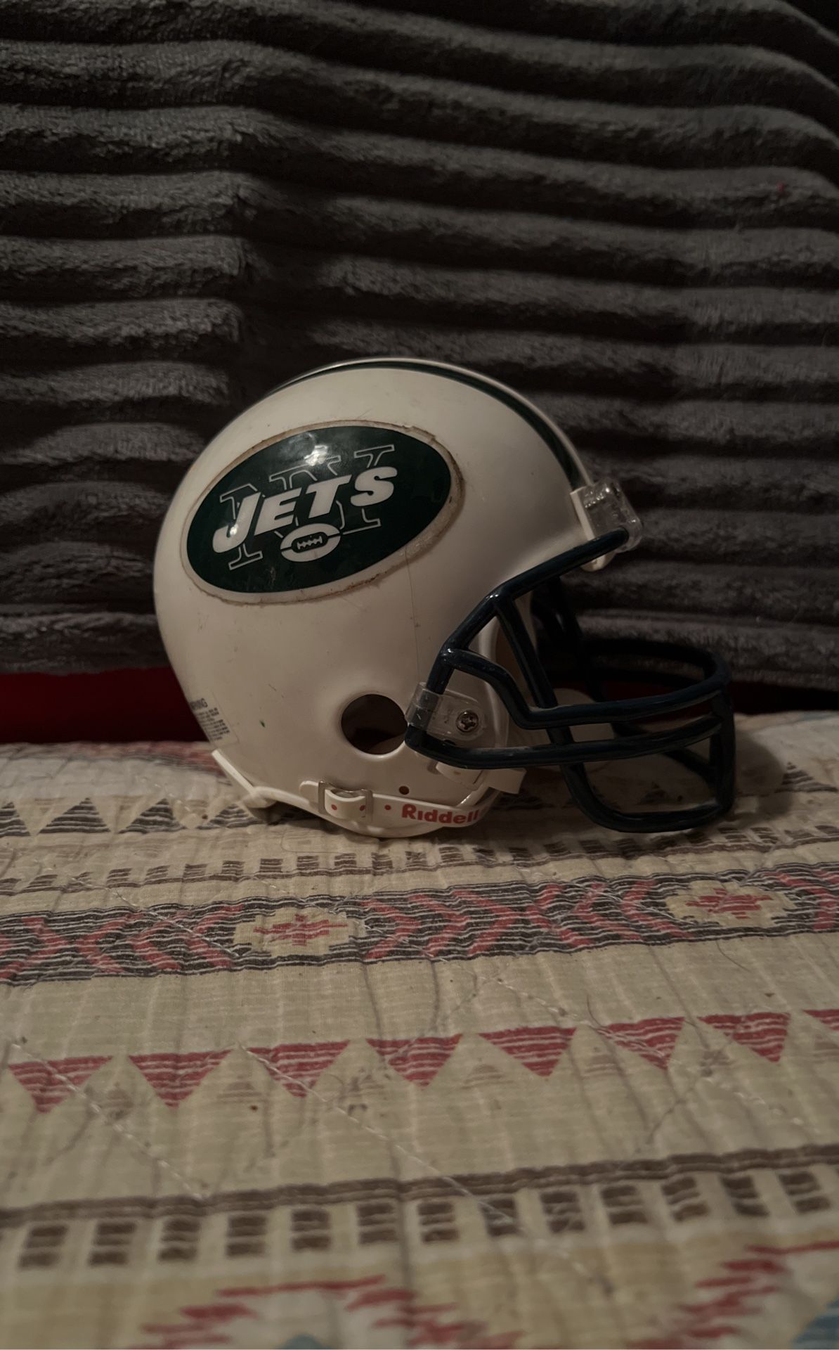 New York Jets 1998-18 Riddell Throwback Mini Football Helmet