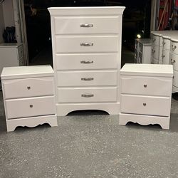 Dresser And Nightstands Set