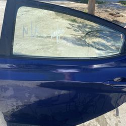 Left rear door Hyundai Elantra 20115
