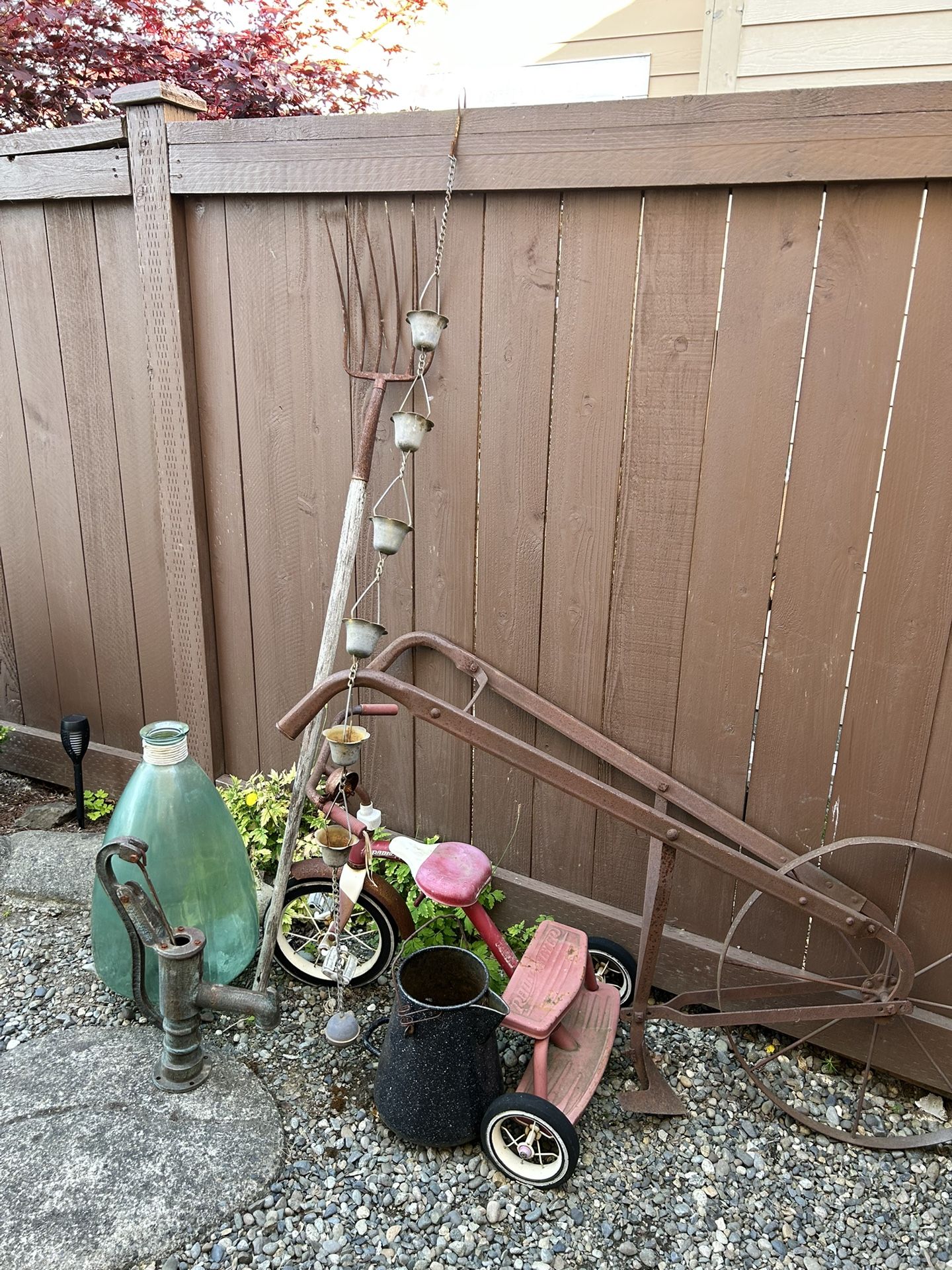 Rustic Yard Decor