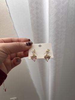 white heart earrings 