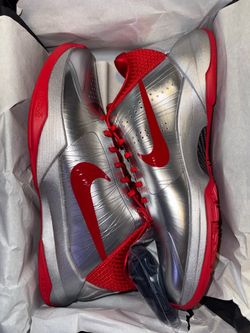 Kobe 5 “Caitlin Clark” size 11
