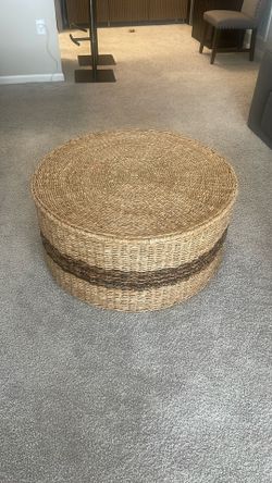 Round Coffee Table 