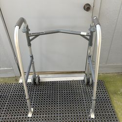 heavy duty walker 