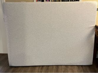 Zinus Memory Foam Queen Mattress