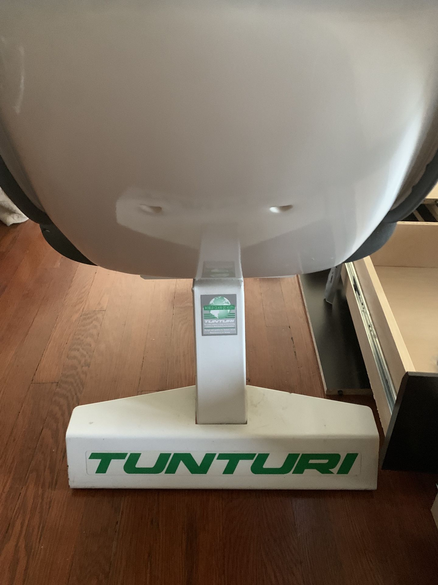 TUNTURI EXERCISE BIKE — works great!
