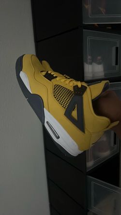 Jordan Lightning 4