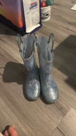 Disney, frozen rain boot size 11 girls