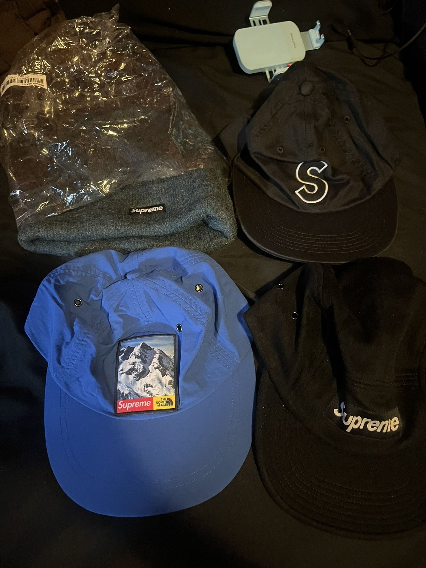 supreme Hat / beanie FW18 North face