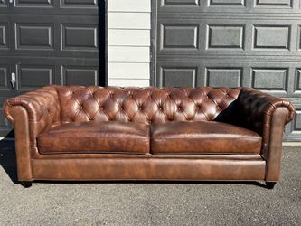 🔥Abbyson Brown Leather Chesterfield Sofa – Tufted Luxury Classic - Excellent Condition