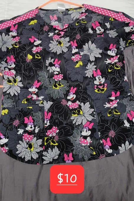 SCRUB shirts FOR SALE PEDIATRIC Great Condition
