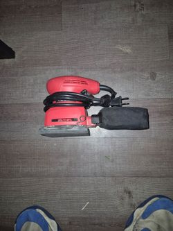 Hyper tough sander