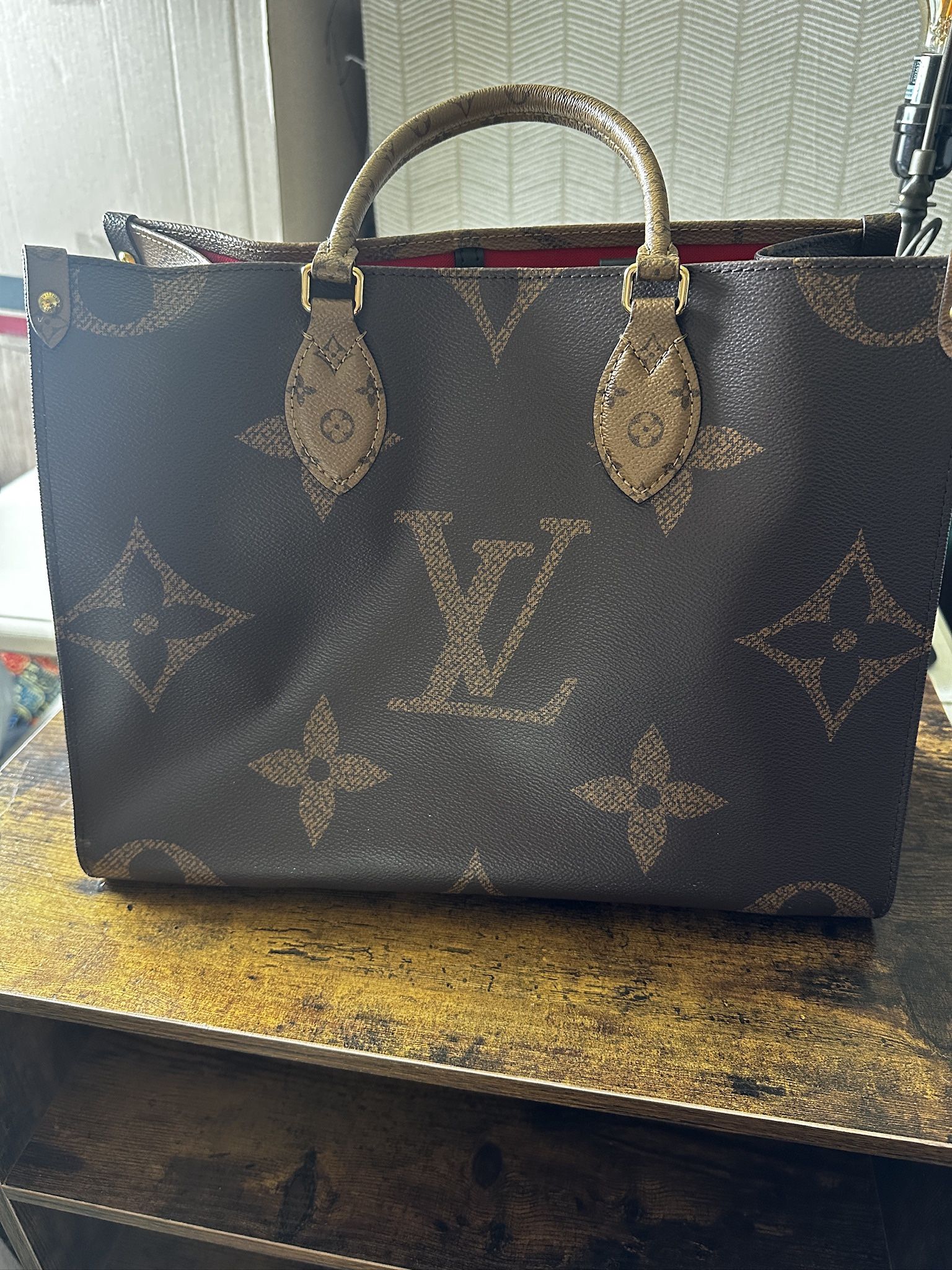 Louis Vuitton Hand Bag