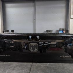 2019-2020-2021-2022-2023 -2024 DODGE RAM 1500 TAILGATE OEM USED #9524