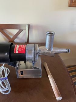 Wheatgrass juicer -electric