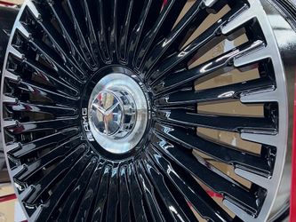 21x9.5 S class wheel  Oem  GLC  Gle  5x112mm  —-$895 wheel Exhxange —— Buy 1188