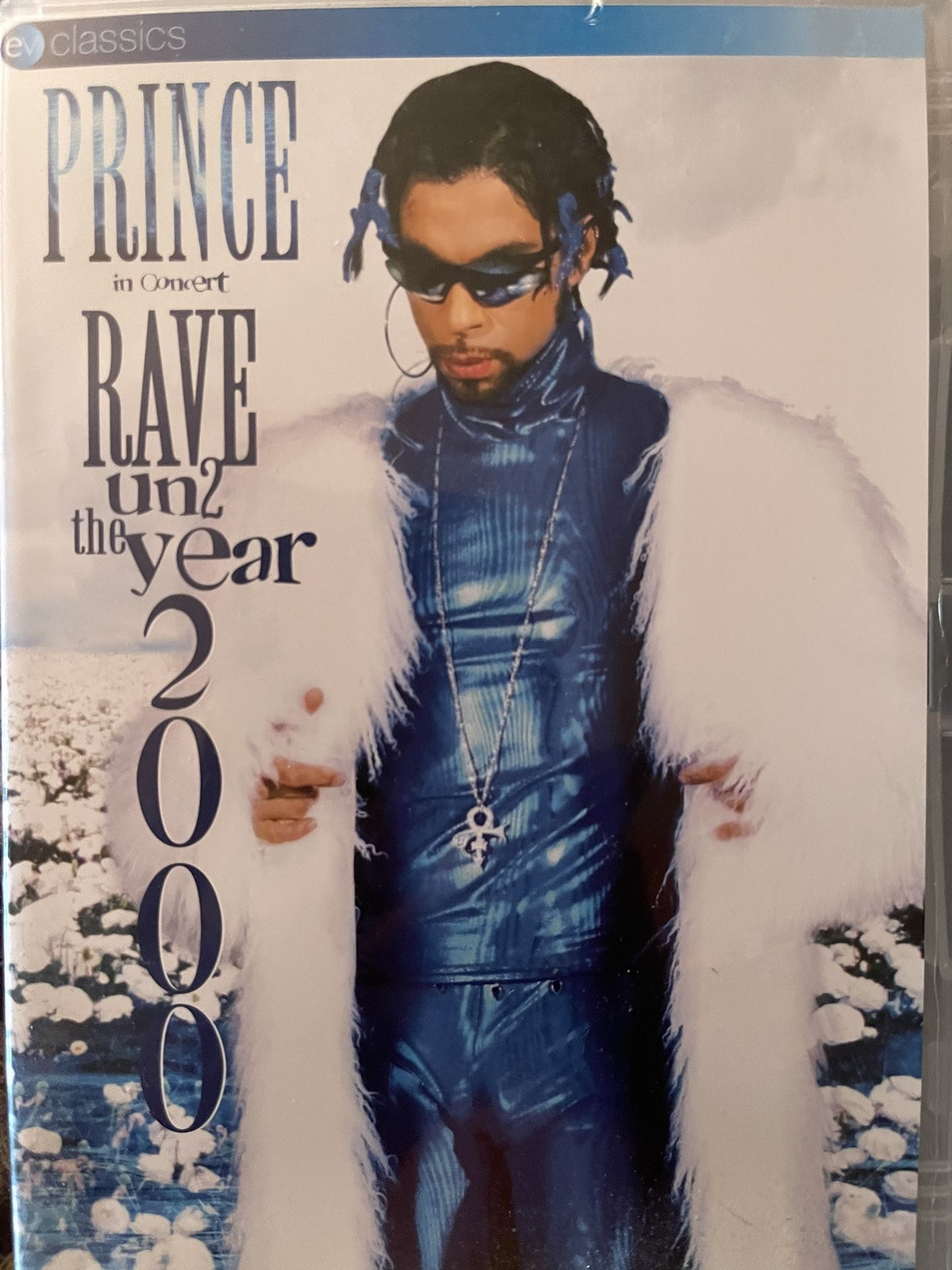 Prince: In Concert Rave Un2 the Year 2000
