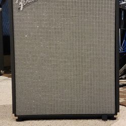 Fender Rumble 500 w/ Cover.