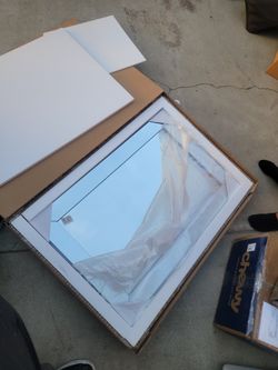 Howard Elliott Mirror 68036