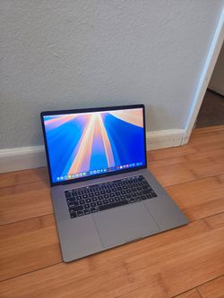 Macbook pro 15 in i9 32gb ram 512gb ssd, Adobe, ms office, charger 100% bat health or best offers (Chandler Az)