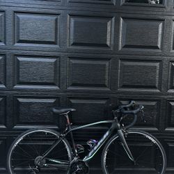 Fuji Supreme LE Three.0 Full Carbon Road Bike 