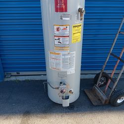 38gal Water Heater In Working Condition 