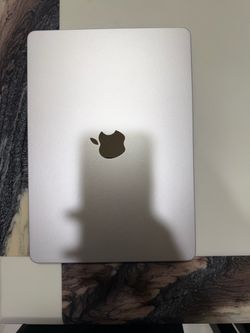 Macbook Air 2025 M4 13 inch