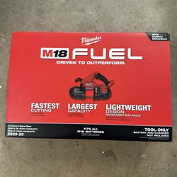 Milwaukee NEW Compact Band Saw 