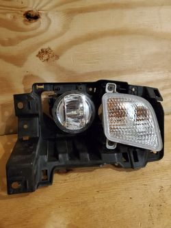 2018 to 2020 Honda Oyssey Part OEM Part # 71104 THR A0 Housing, Front Right Foglight