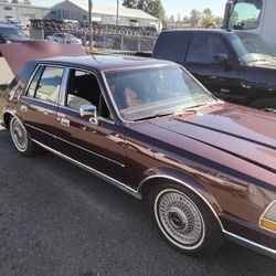 1985 Lincoln Continental