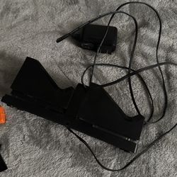 XBOX Controller Charger With Rechargeable Batteries 