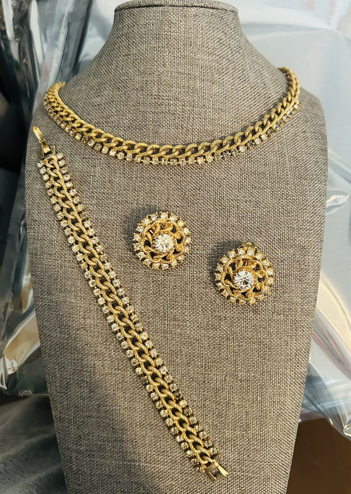 Gorgeous Vintage/Antique Jewelry Set