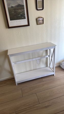 White entryway table from Amazon