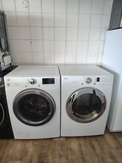 LG Frond  Load Washer Gas Dryer Super Capacity In Excellent Working Condition 
