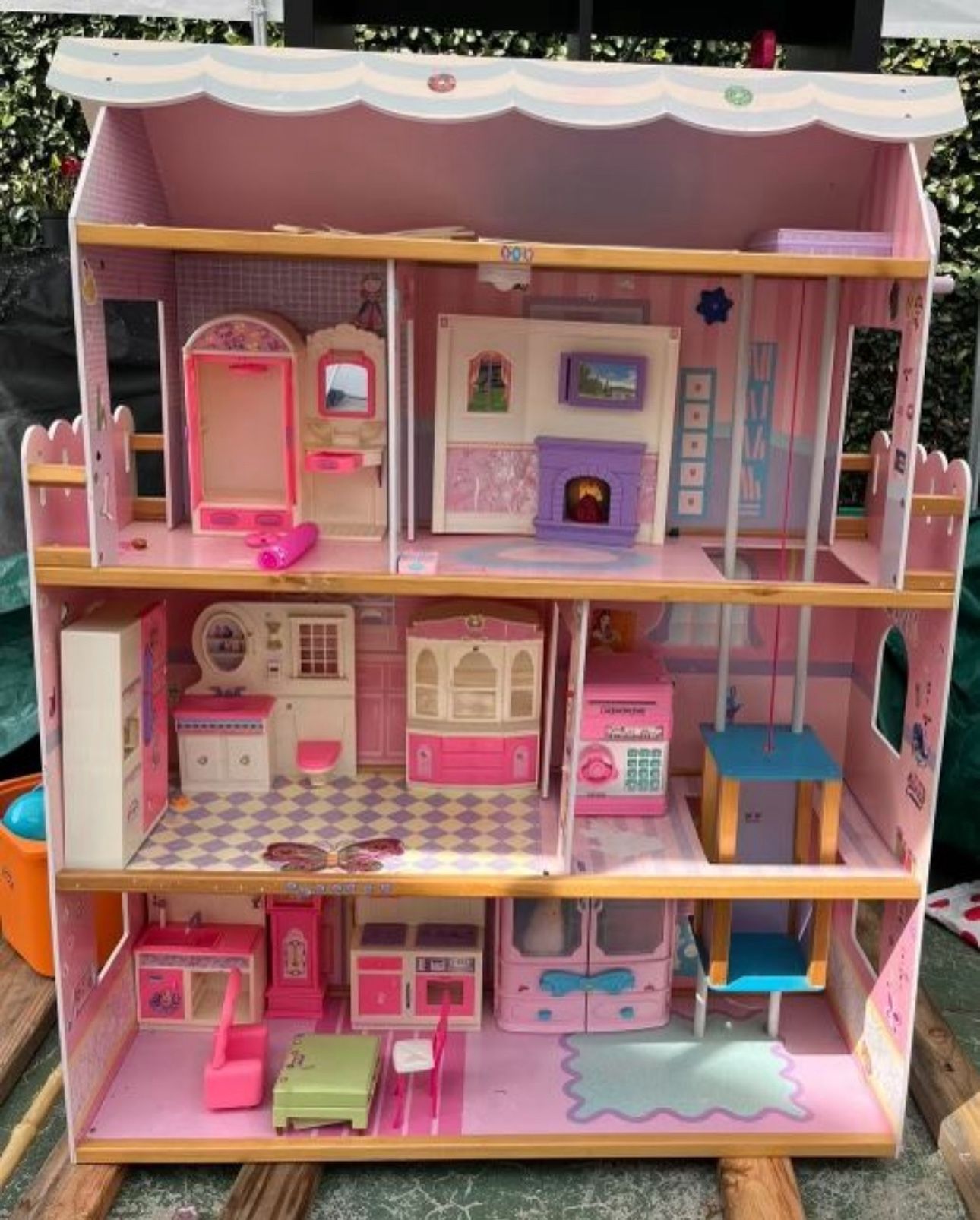BARBIE HOUSE WITH CLOTHES AND SHOES - $100