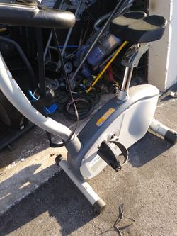 Nautilus upright bike