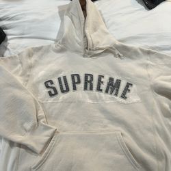 Pearl Logo Supreme Hoodie 