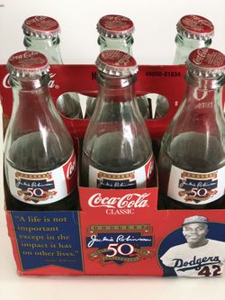 VINTAGE COCA COLA JACKIE ROBINSON ANNIVERSARY BOTTLE SET 1947-1997 WITH ORIGINAL BOTTLE CASE AND BOTTLE CAPS