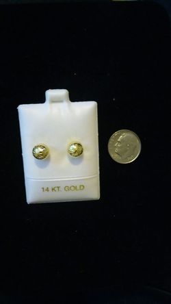 14kt gold ball earrings