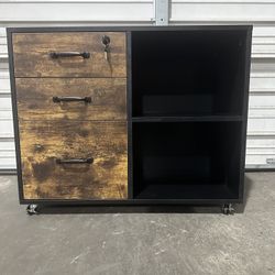 Rolling File Cabinet on with 3 Drawers and 2 Shelves
