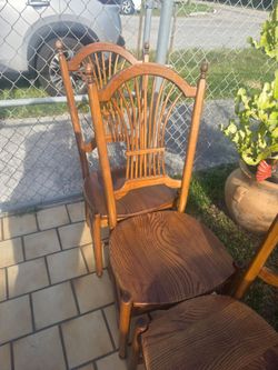 4 SOLID OAK CHAIRS