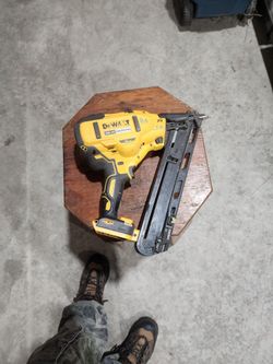 Dewalt Nail Gun
