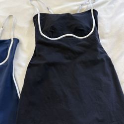 alo streamlined dresses