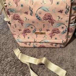 Petunia pickle bottom