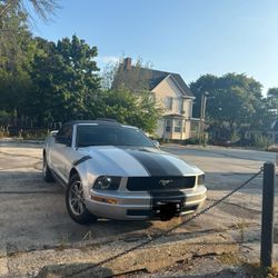 2005 Ford Mustang
