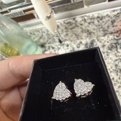 GOLD DIAMOND EARRINGS