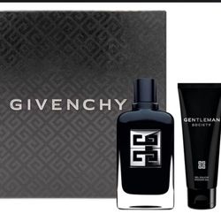 set de regalo de la imagen es el Givenchy Gentleman Society Eau de Parfum de 3 piezas