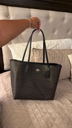 Coach city tote