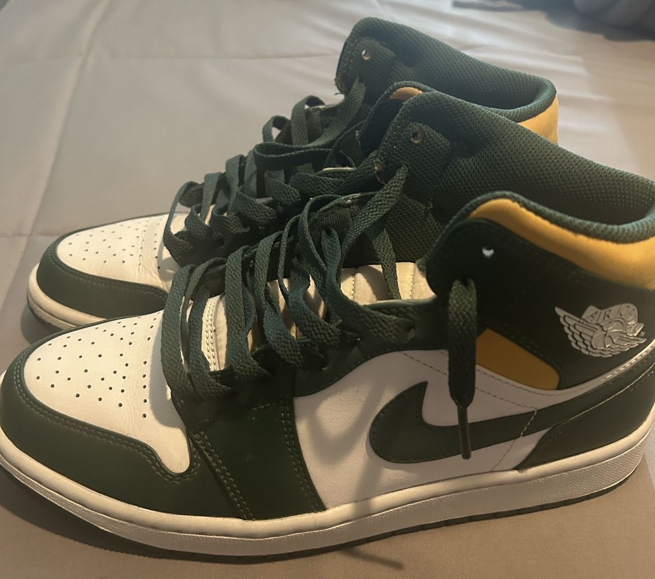 Mid Jordan One