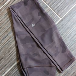 Alo Yoga Pants 